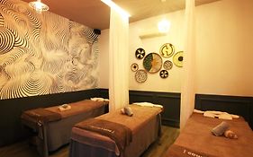 Binh Duong Resident Hotel